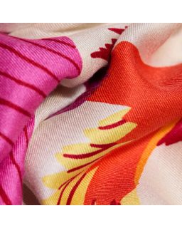 Carre 100 Rio 52% Soie 48% ModalPink/Rose Taille 100X100 Cm
