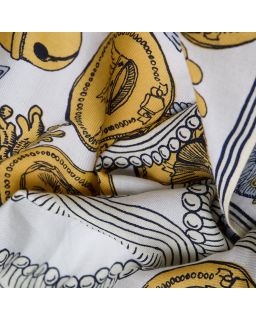 Carre 65 Octopus 63% Coton 37% Soie Blanc Taille 65X65 Cm