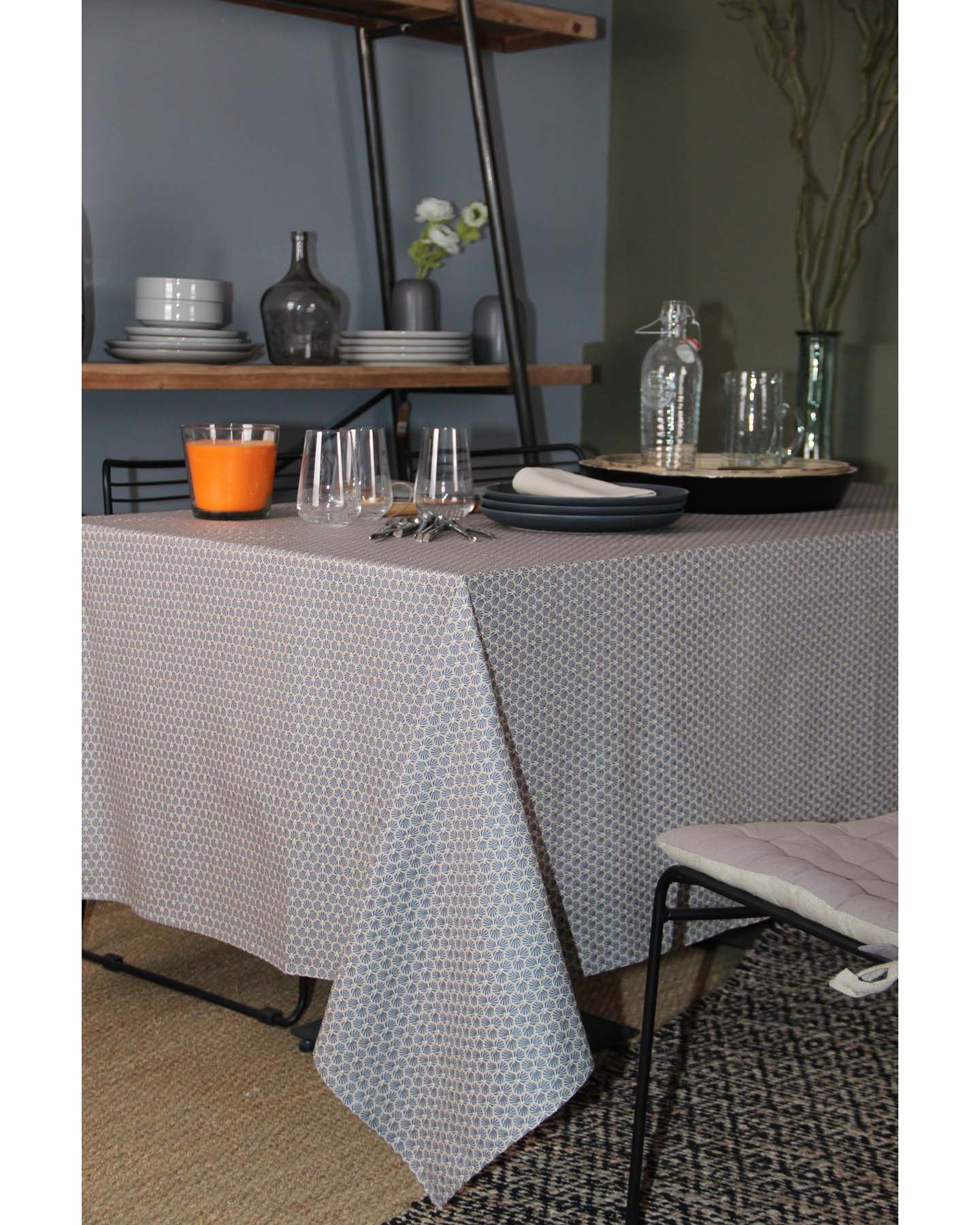 https://www.augredutemps-deco.fr/2613-product_hd/nappe-plastifie-riad-amande-150x150-cm.jpg